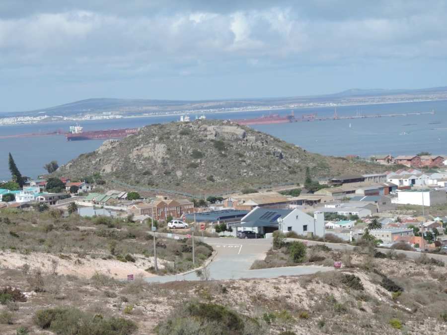 0 Bedroom Property for Sale in Hoogland Western Cape